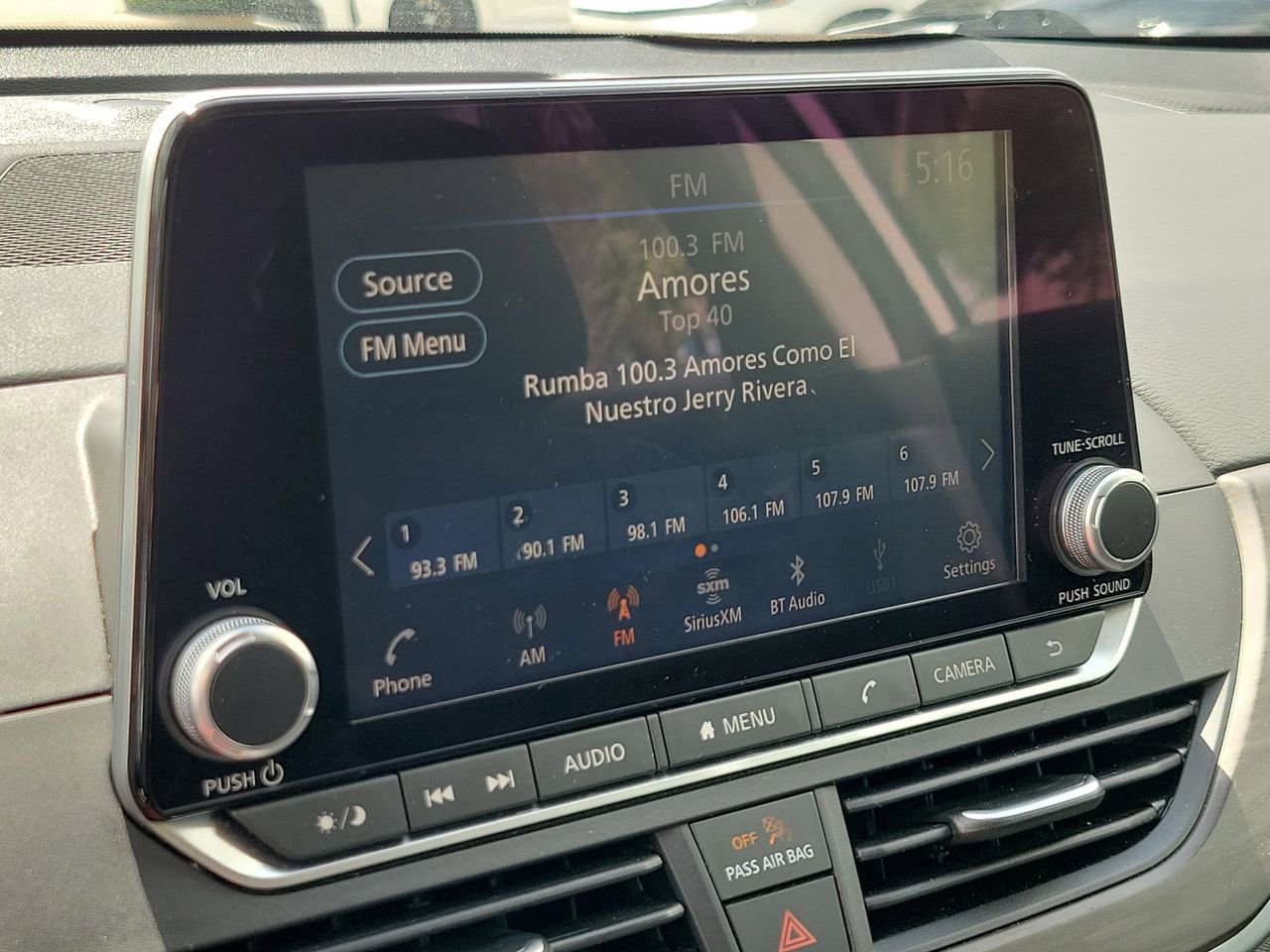 Used 2025 Nissan Altima 2.5 SV image 23