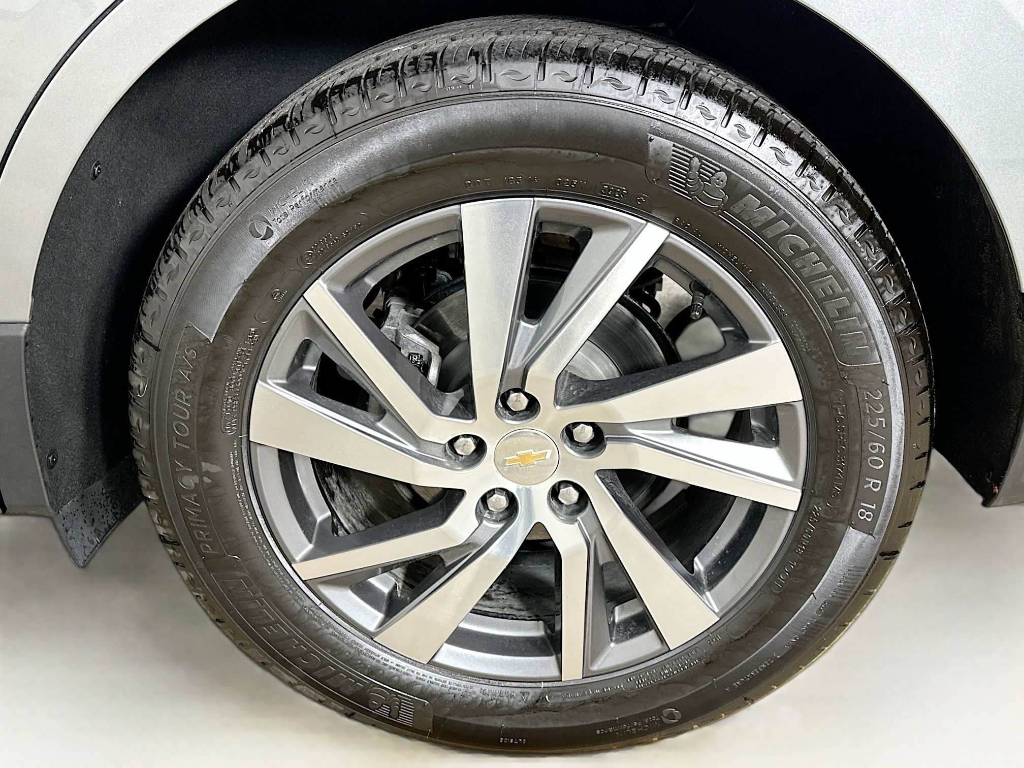 Used 2024 Chevrolet Equinox Premier image 11