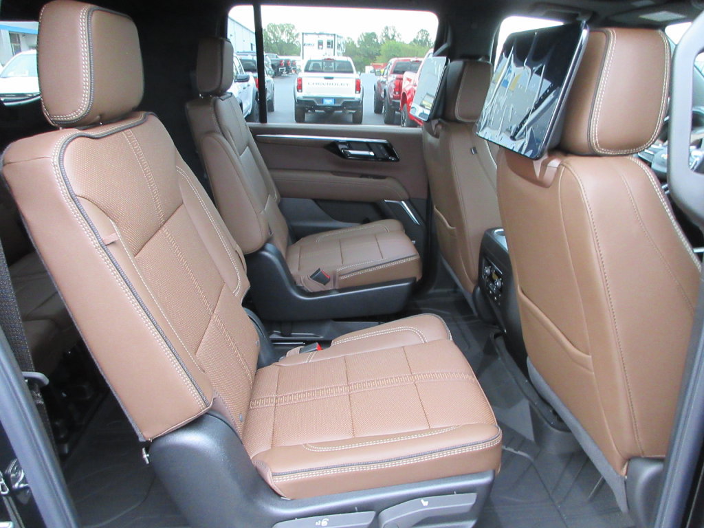 New 2027 Chevrolet Suburban High Country AWD/4WD image 21
