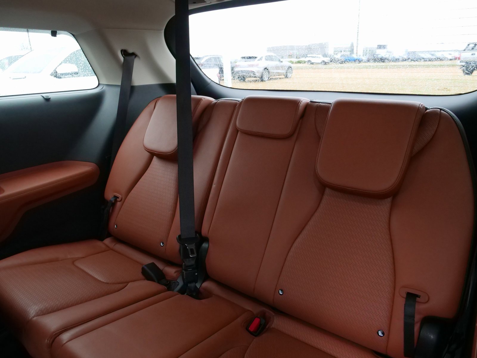 Used 2022 Kia Carnival SX Prestige image 16