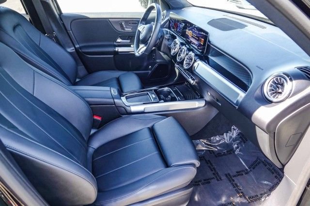 Used 2024 Mercedes-Benz EQB 350 4MATIC SUV w/ Winter Package image 18