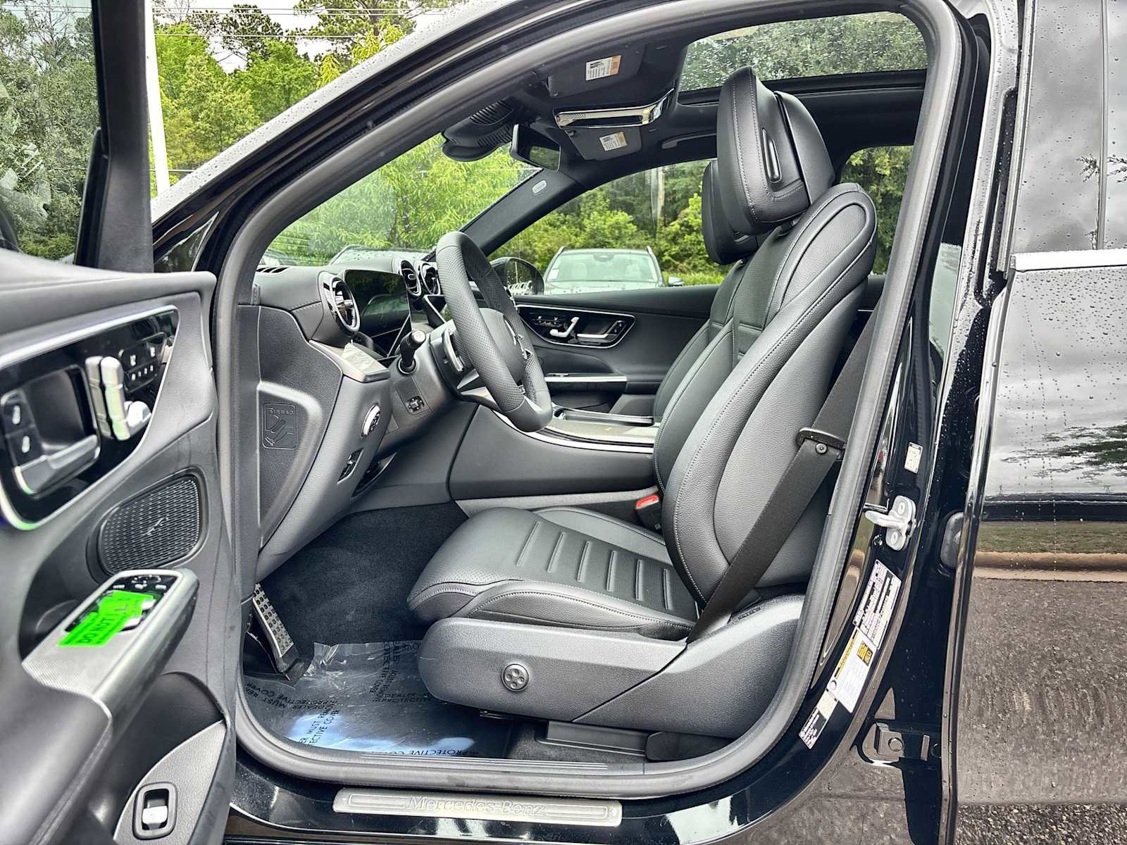 New 2026 Mercedes-Benz GLC 300 4MATIC image 2