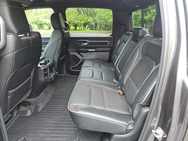 Used 2024 RAM 1500 Laramie image 18