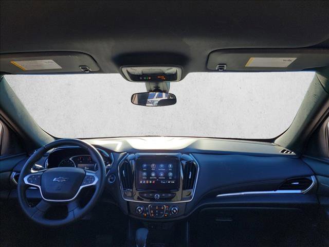 Used 2023 Chevrolet Traverse LT image 16