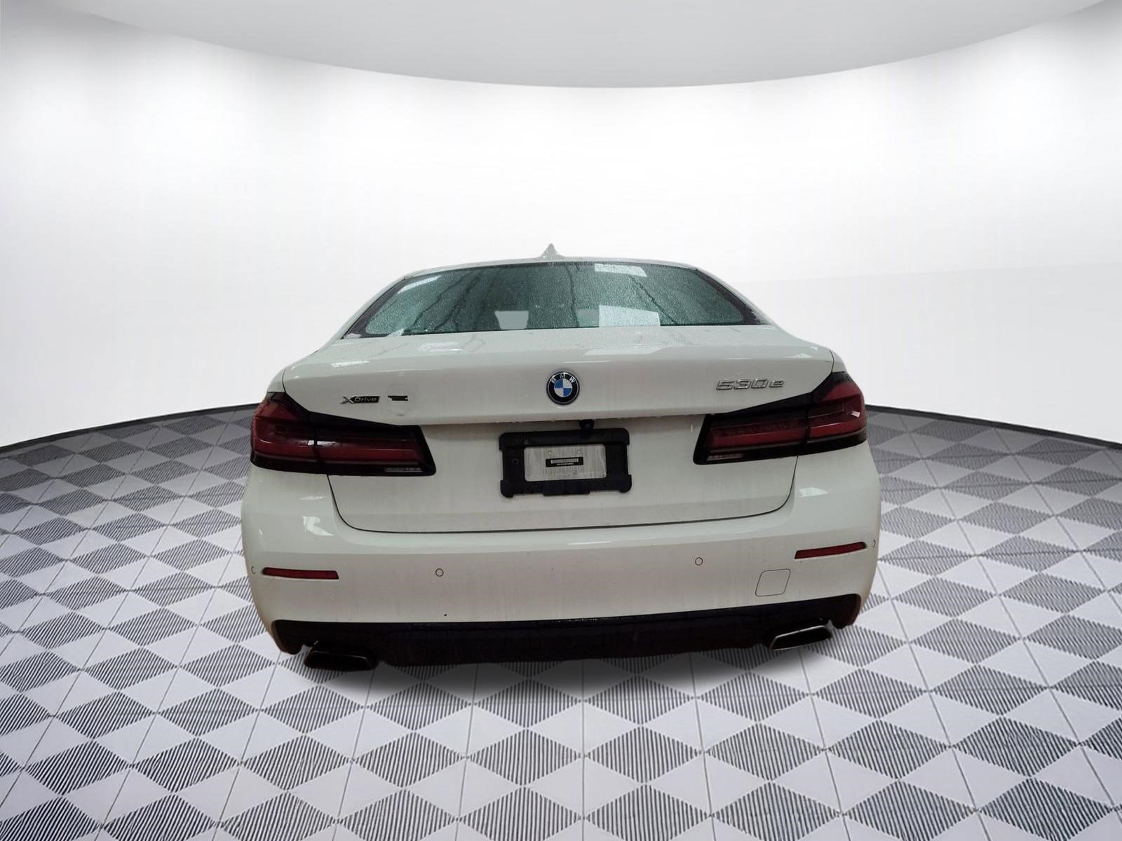 Used 2023 BMW 530e xDrive 530e xDrive w/ Premium Package image 8