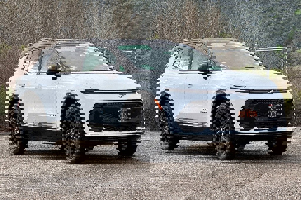 New 2026 Chevrolet Equinox EV RS image 2