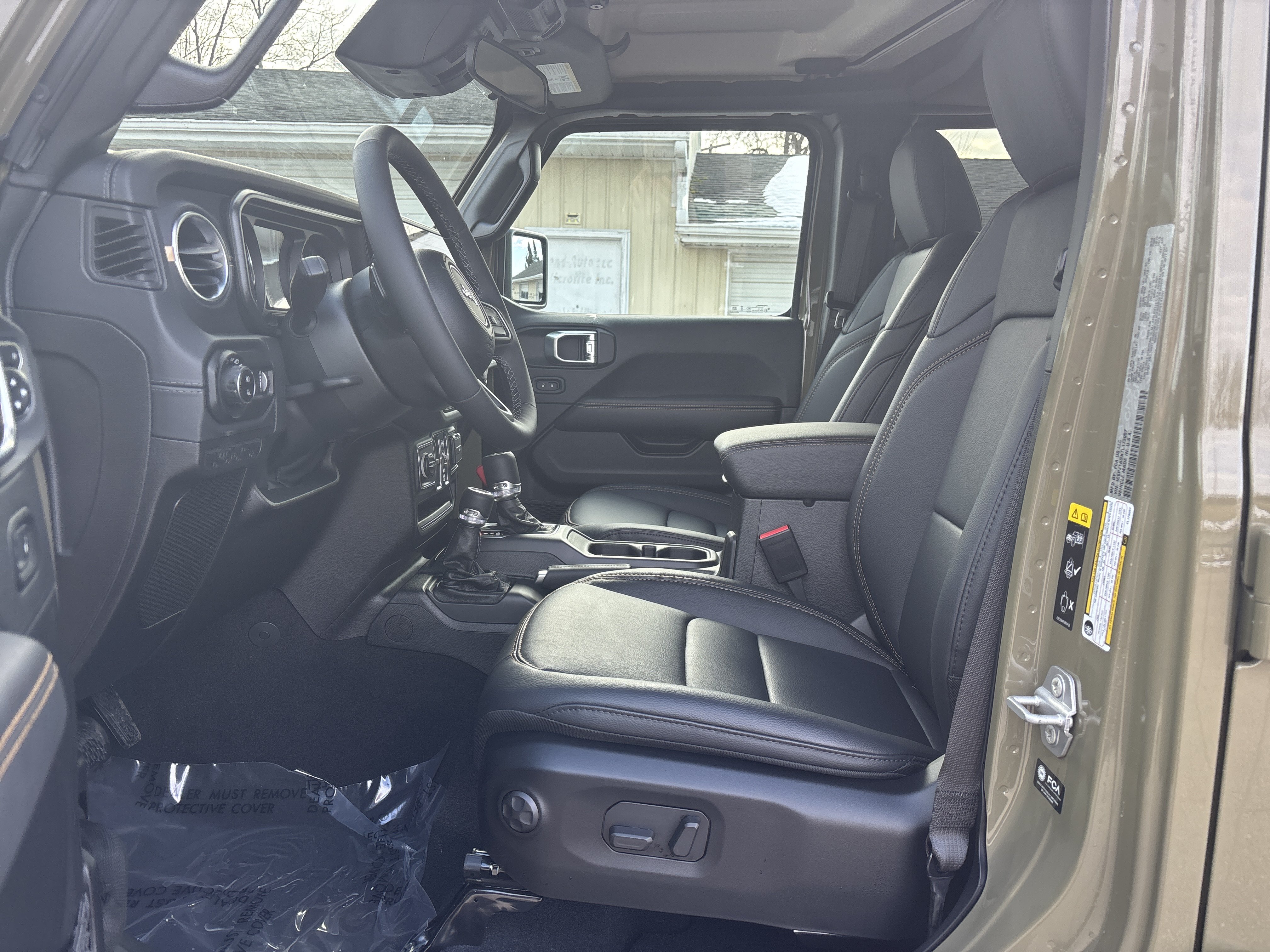 New 2026 Jeep Gladiator Sport AWD/4WD image 12