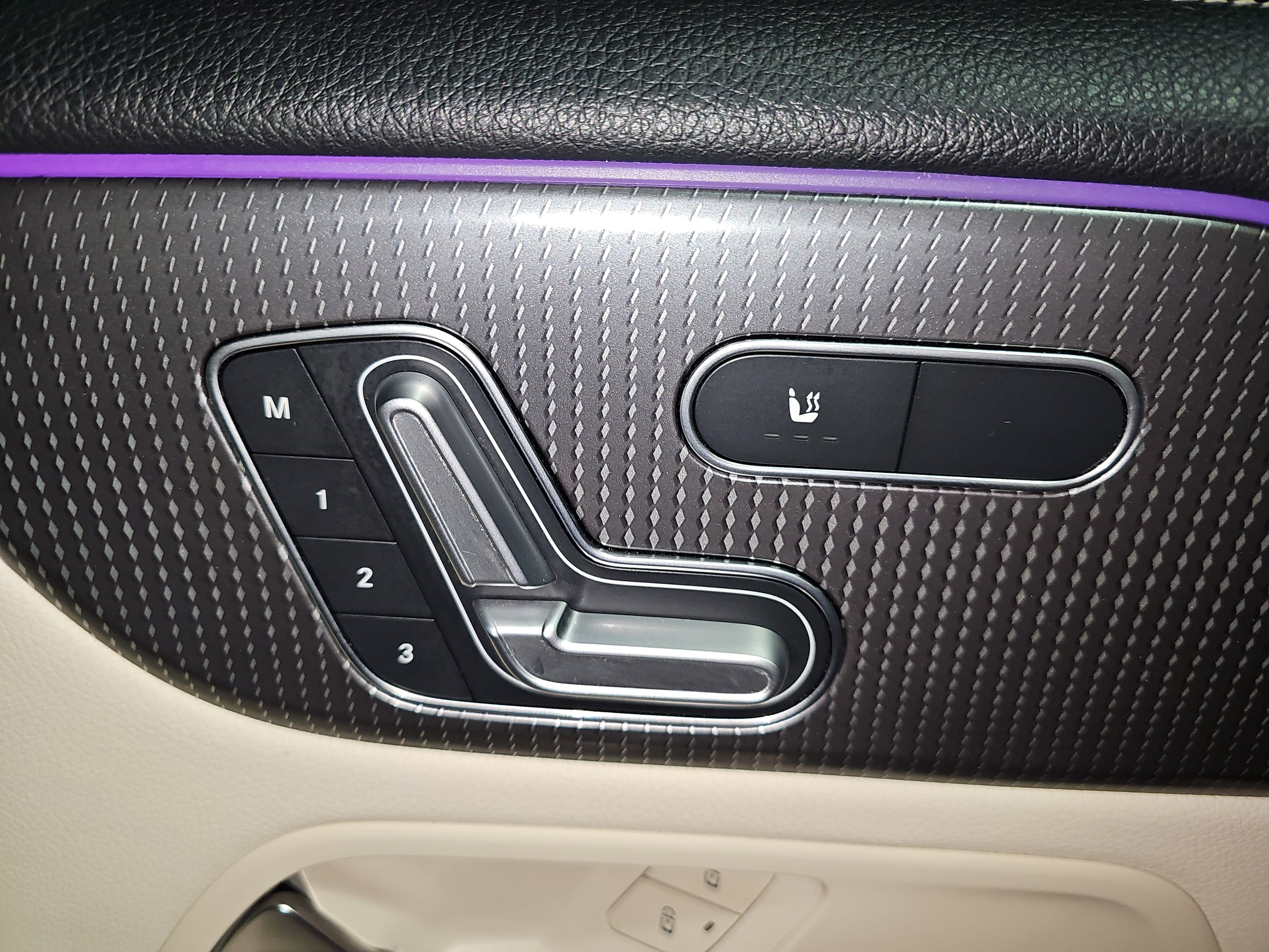 Used 2021 Mercedes-Benz GLB 250 4MATIC image 30