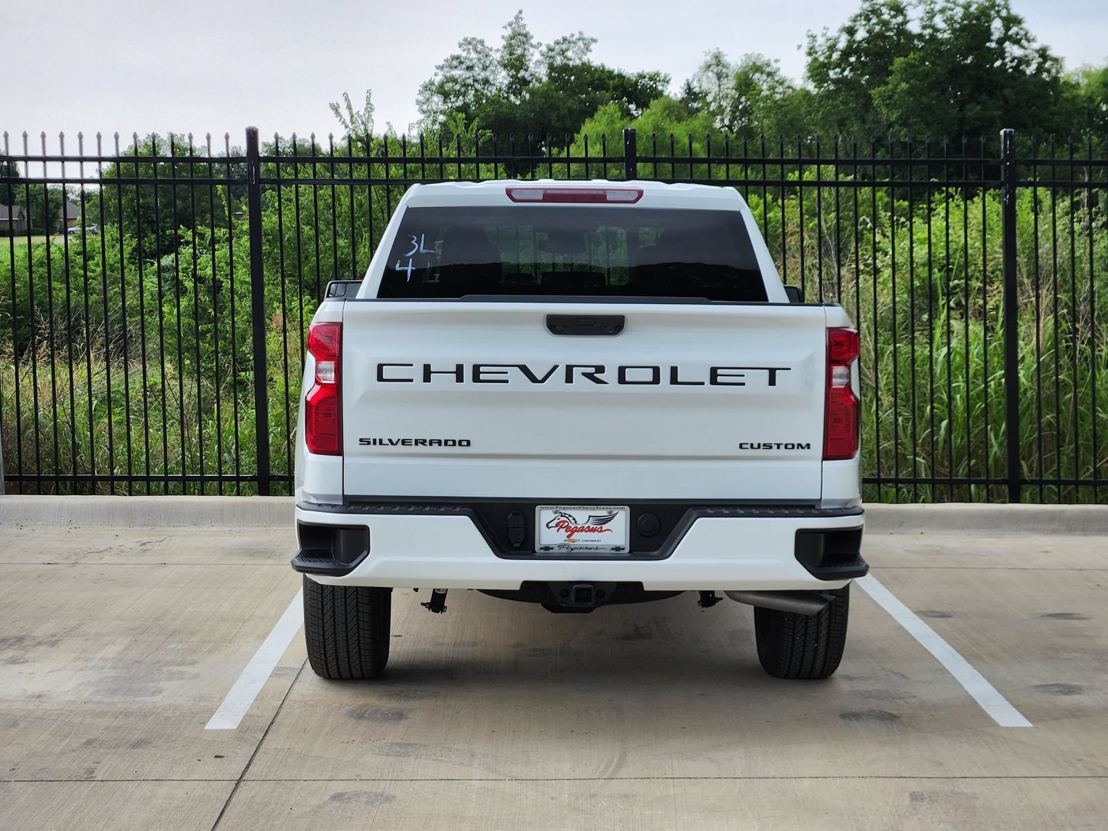New 2026 Chevrolet Silverado 1500 Custom w/ LPO, Dark Essentials Package RWD image 8