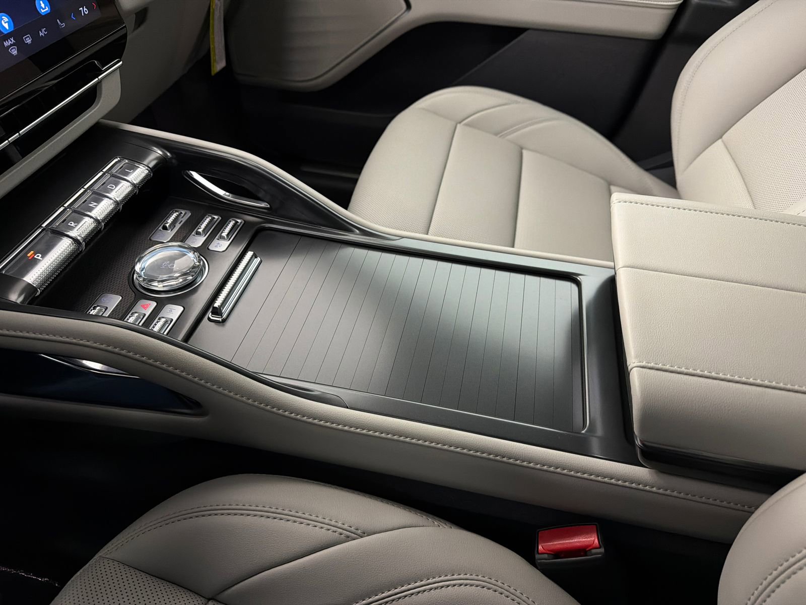 New 2026 Lincoln Nautilus Premier image 30