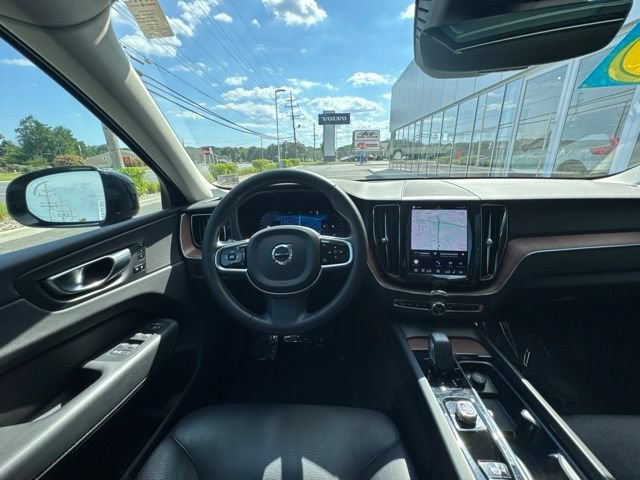 Used 2023 Volvo XC60 B5 Plus w/ Climate Package AWD/4WD image 21