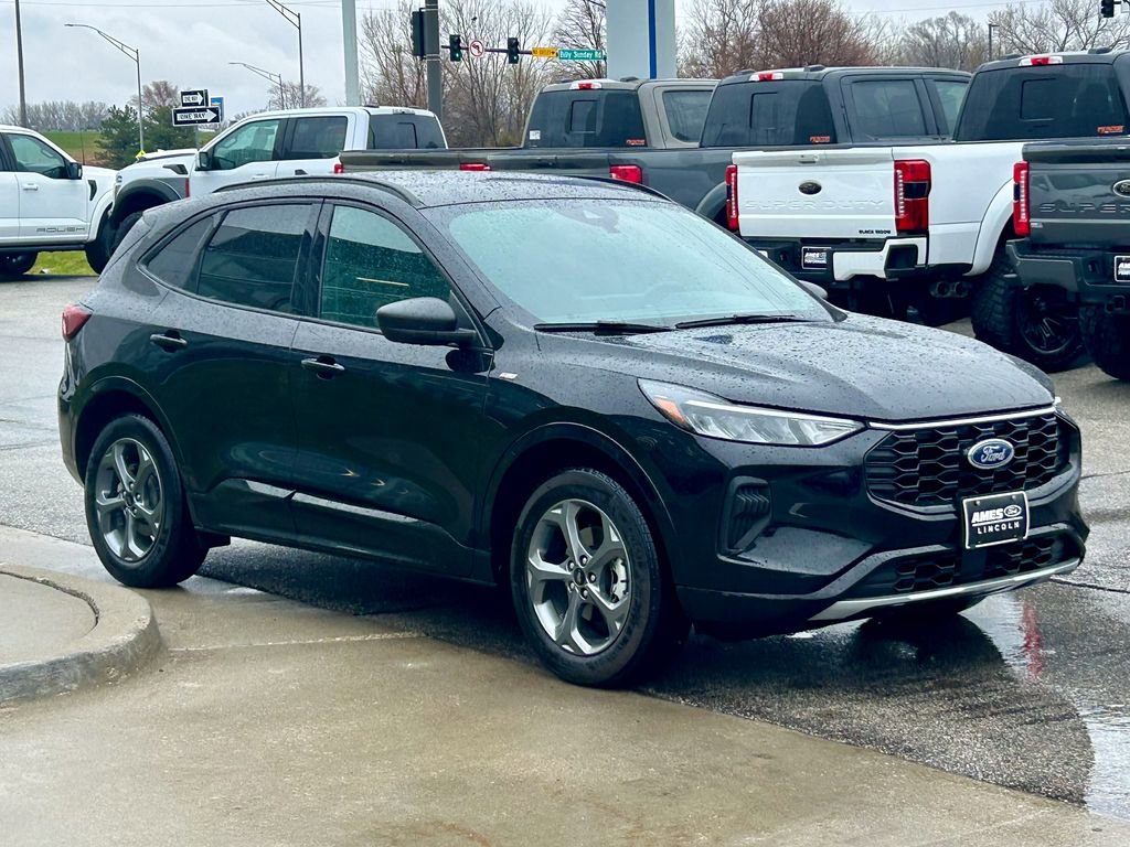 Used 2024 Ford Escape ST-Line w/ Tech Pack #1 image 7