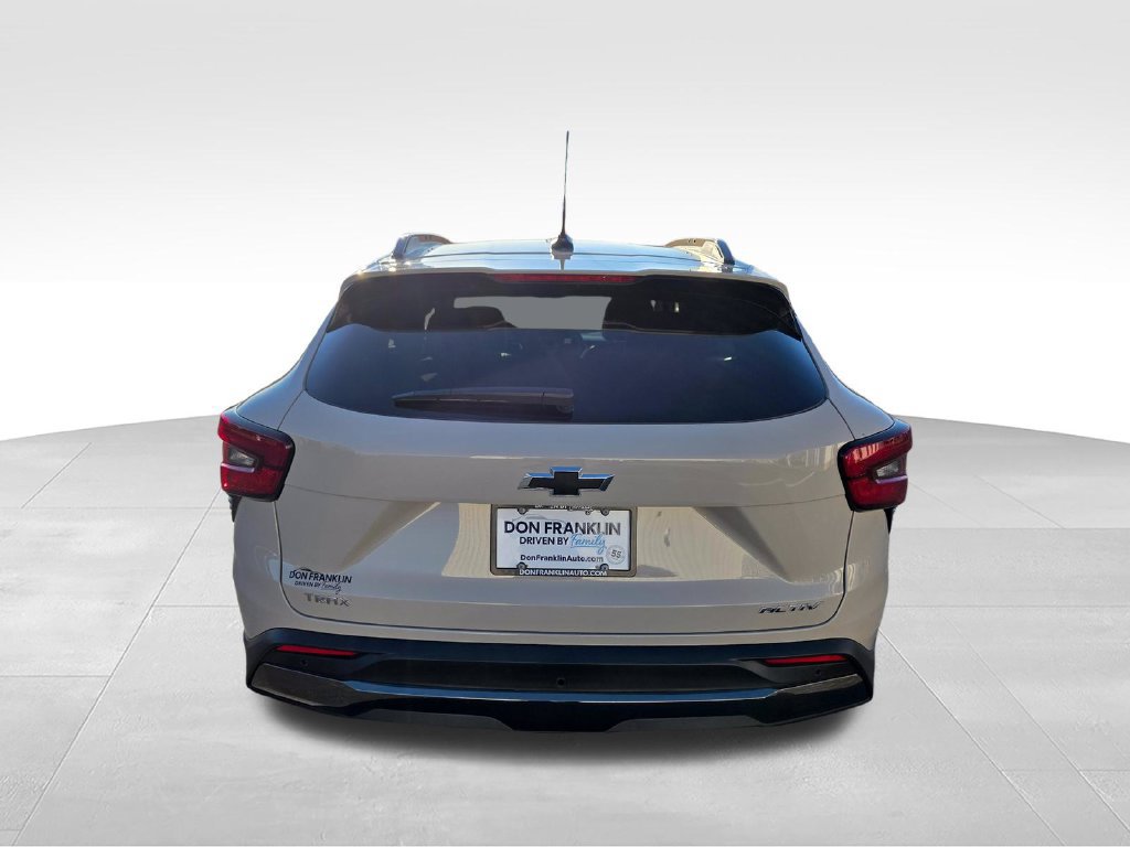 New 2026 Chevrolet Trax ACTIV w/ Driver Confidence Package FWD image 4