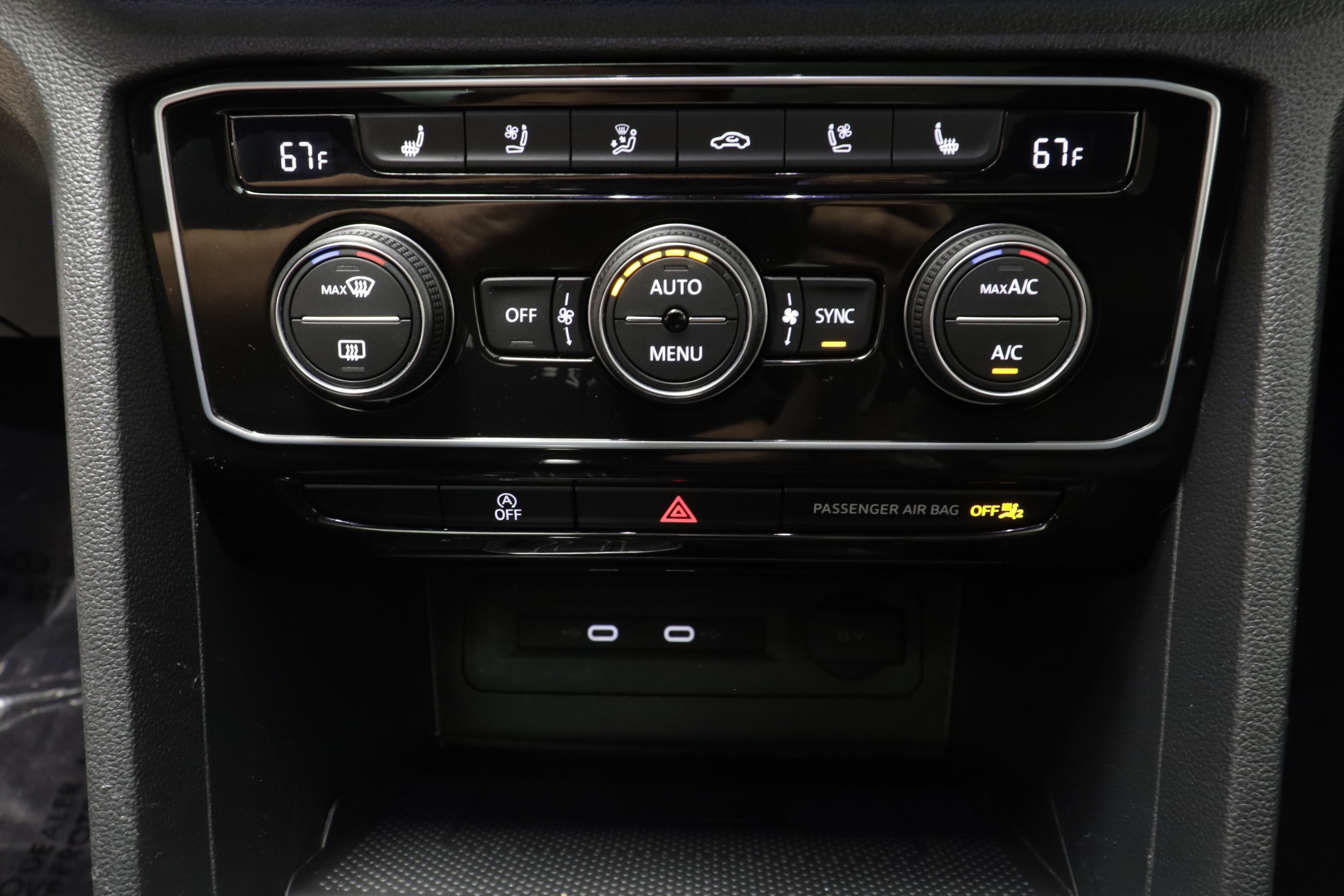 Used 2023 Volkswagen Atlas Cross Sport SEL Premium R-Line AWD/4WD image 12