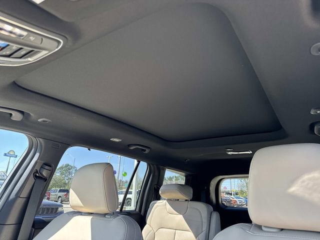 New 2025 Jeep Grand Cherokee L Limited w/ Luxury Tech Group II RWD image 21