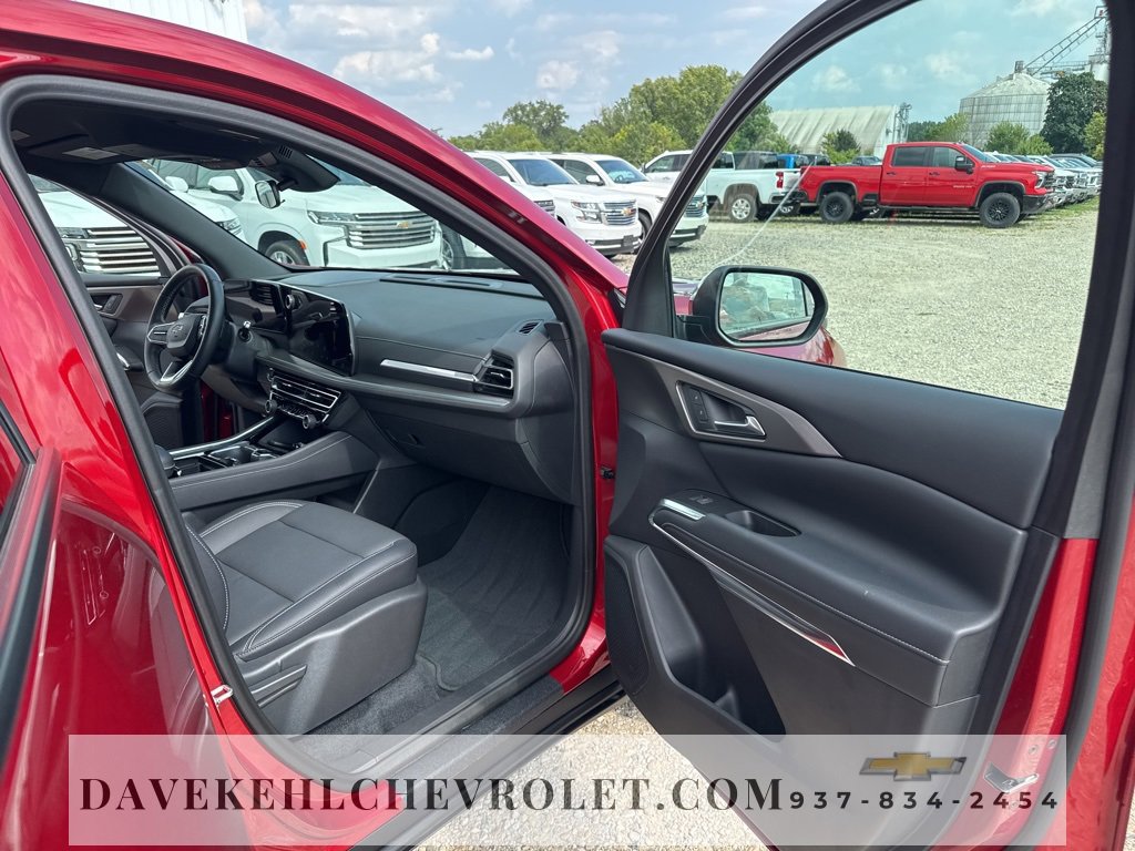 Certified 2024 Chevrolet Traverse LT w/ Midnight/Sport Edition image 23