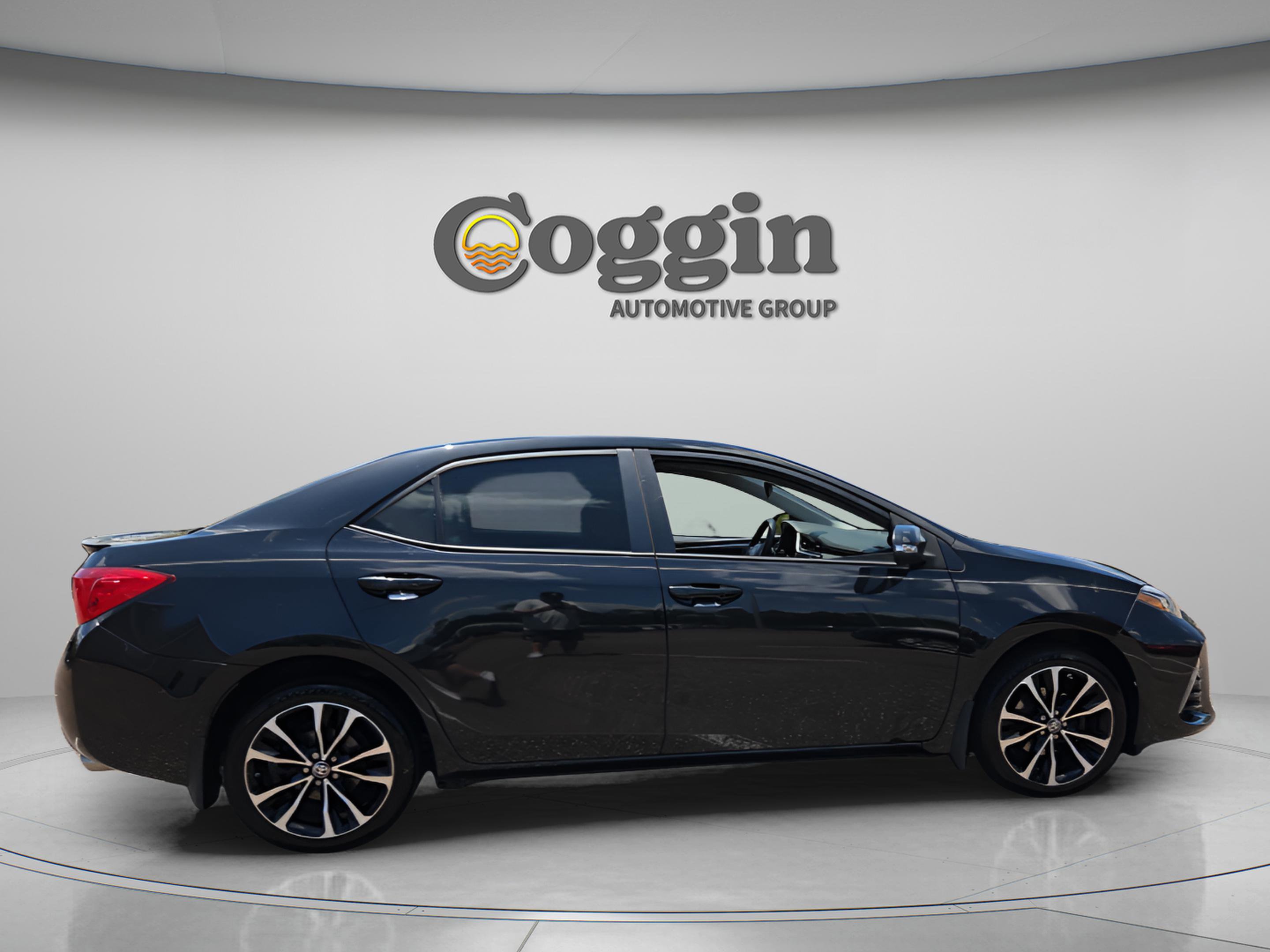 Used 2017 Toyota Corolla SE FWD image 6