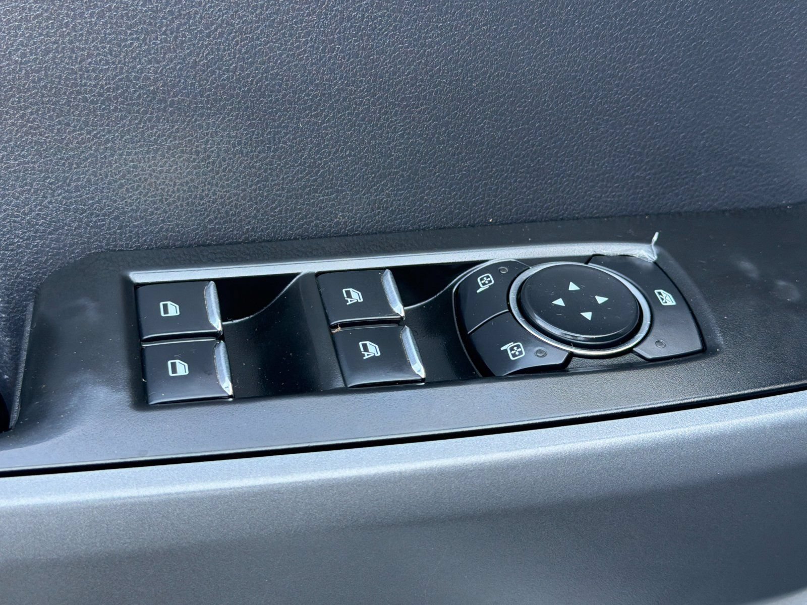 Used 2024 Ford F250 XLT AWD/4WD image 11