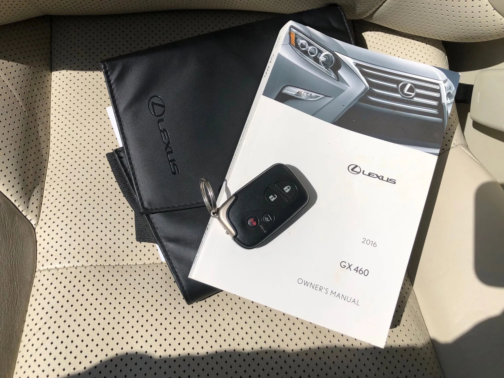 Used 2016 Lexus GX 460 Luxury w/ Preferred Accessory Package image 50