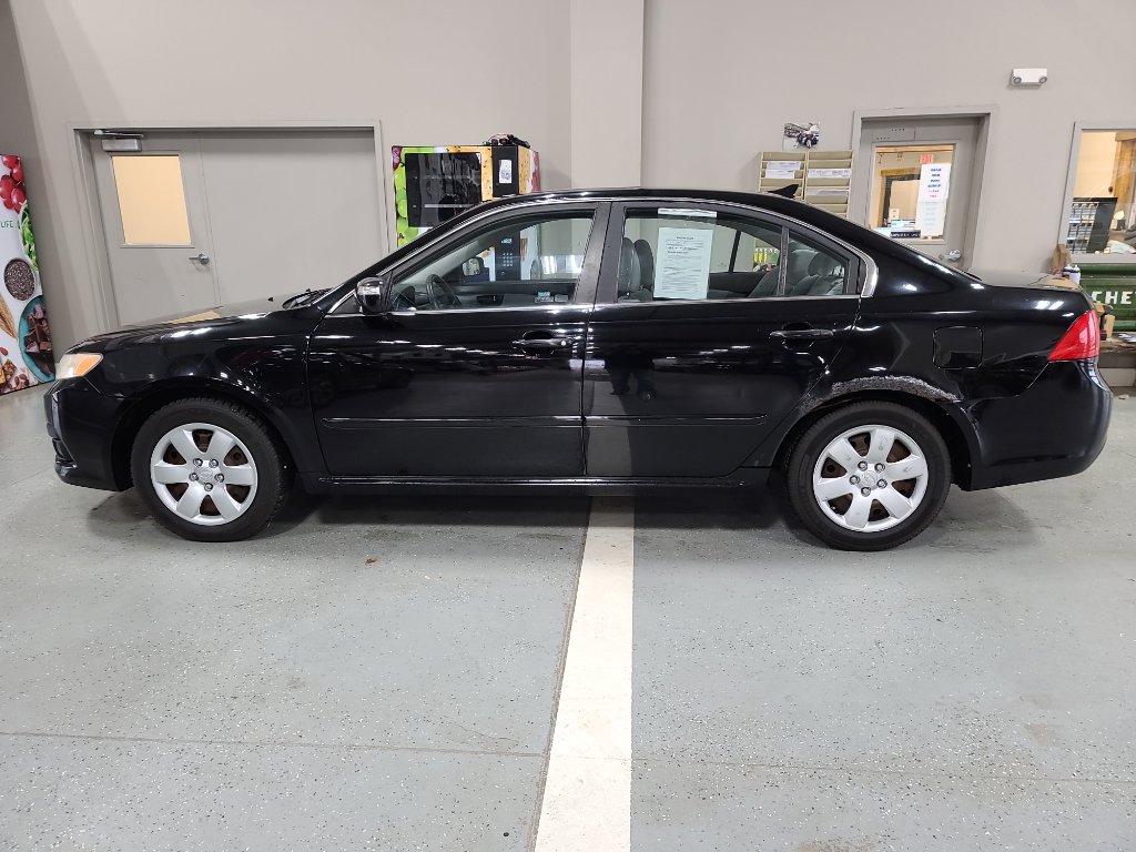 Used 2009 Kia Optima LX image 1