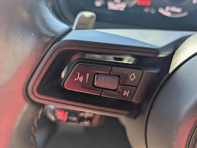 Used 2024 Porsche Cayenne image 10