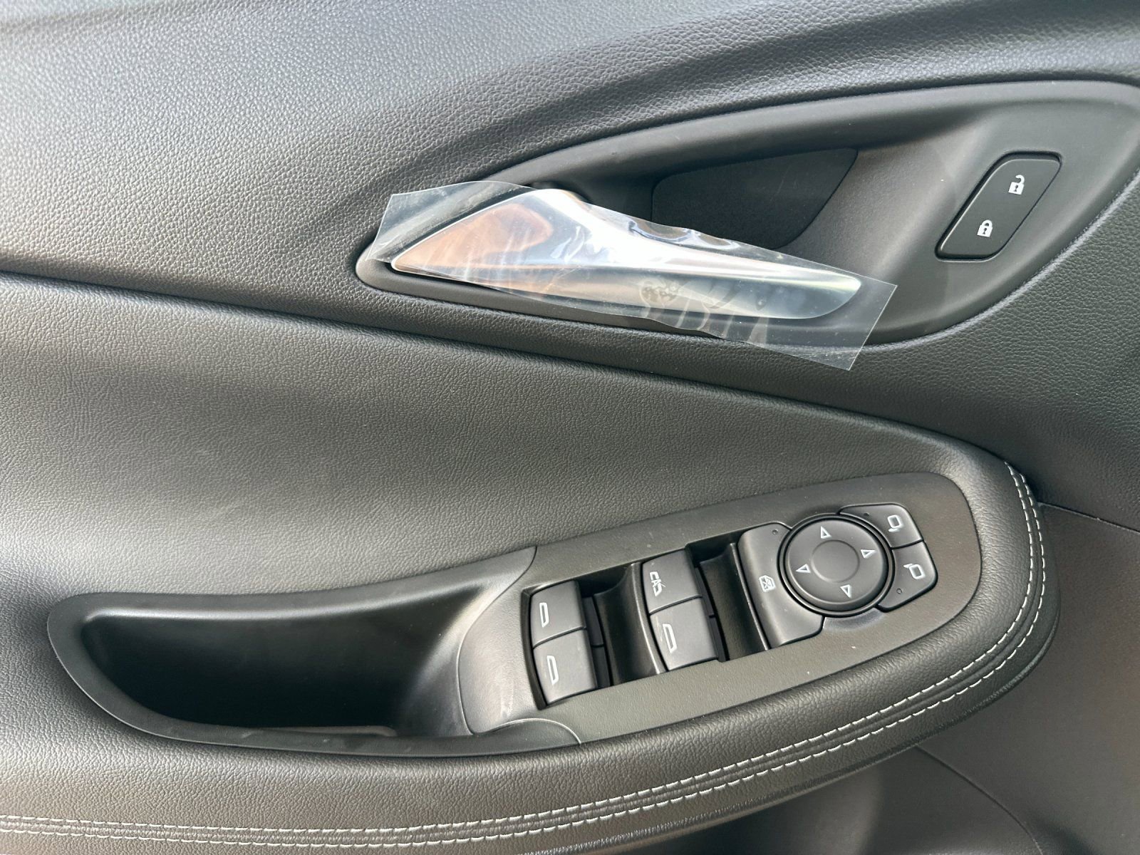 New 2026 Buick Encore GX Preferred image 11