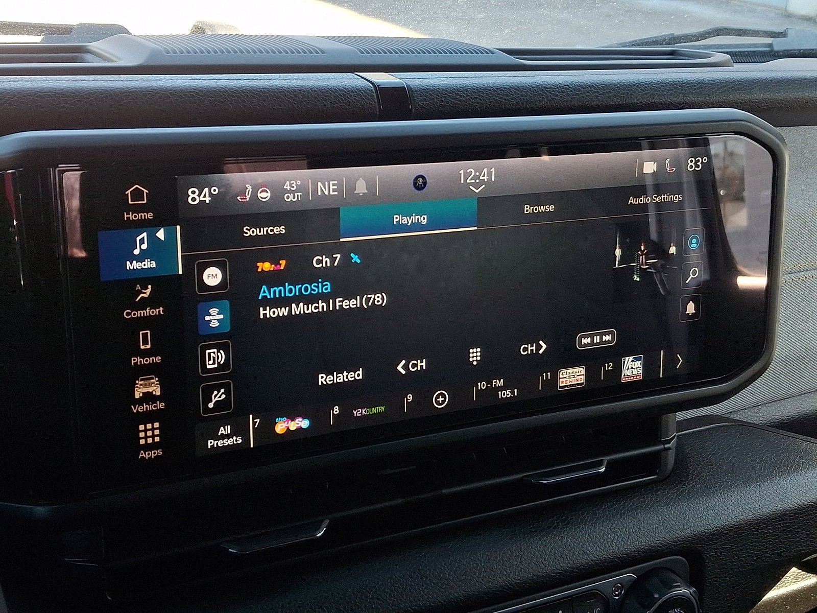 Used 2025 Jeep Wrangler Unlimited Sport image 17