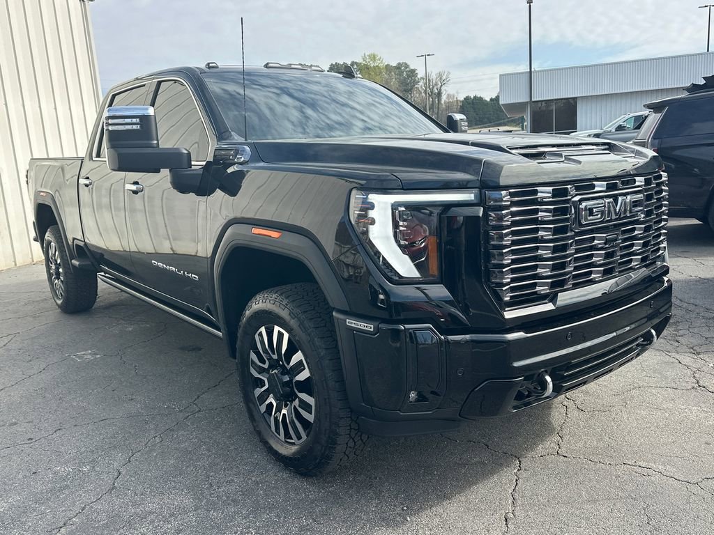 Used 2026 GMC Sierra 2500 Denali Ultimate image 4