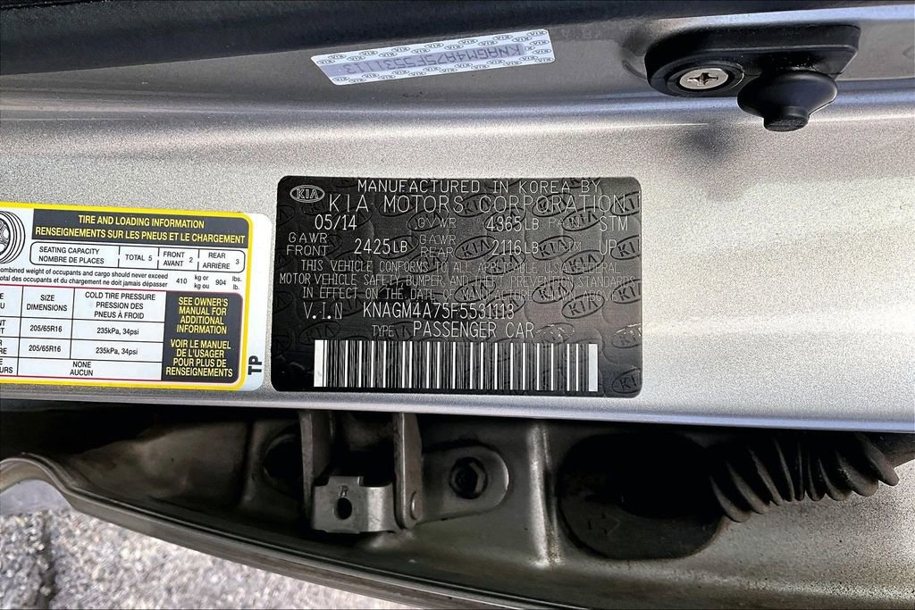 Used 2015 Kia Optima LX image 16