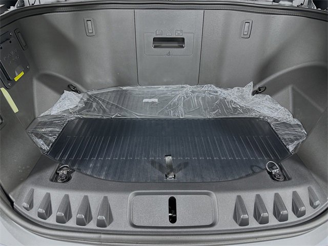 New 2025 Ford F150 Lightning Flash image 18