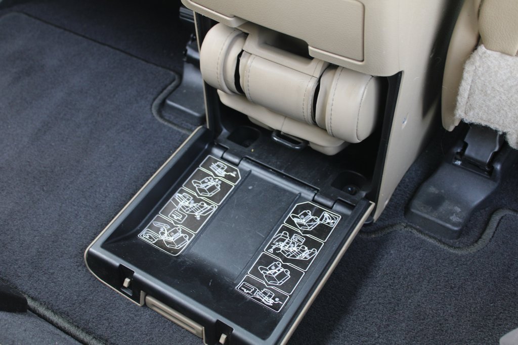 Used 2012 Toyota Highlander Limited image 38