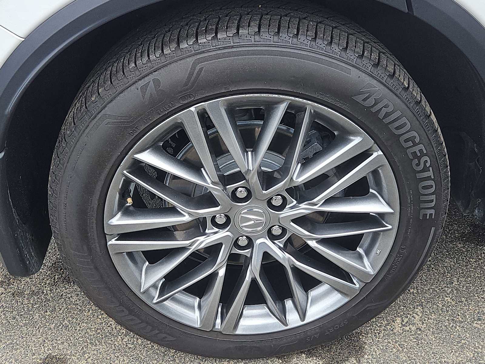 Used 2022 Acura MDX SH-AWD w/ Advance Package image 8