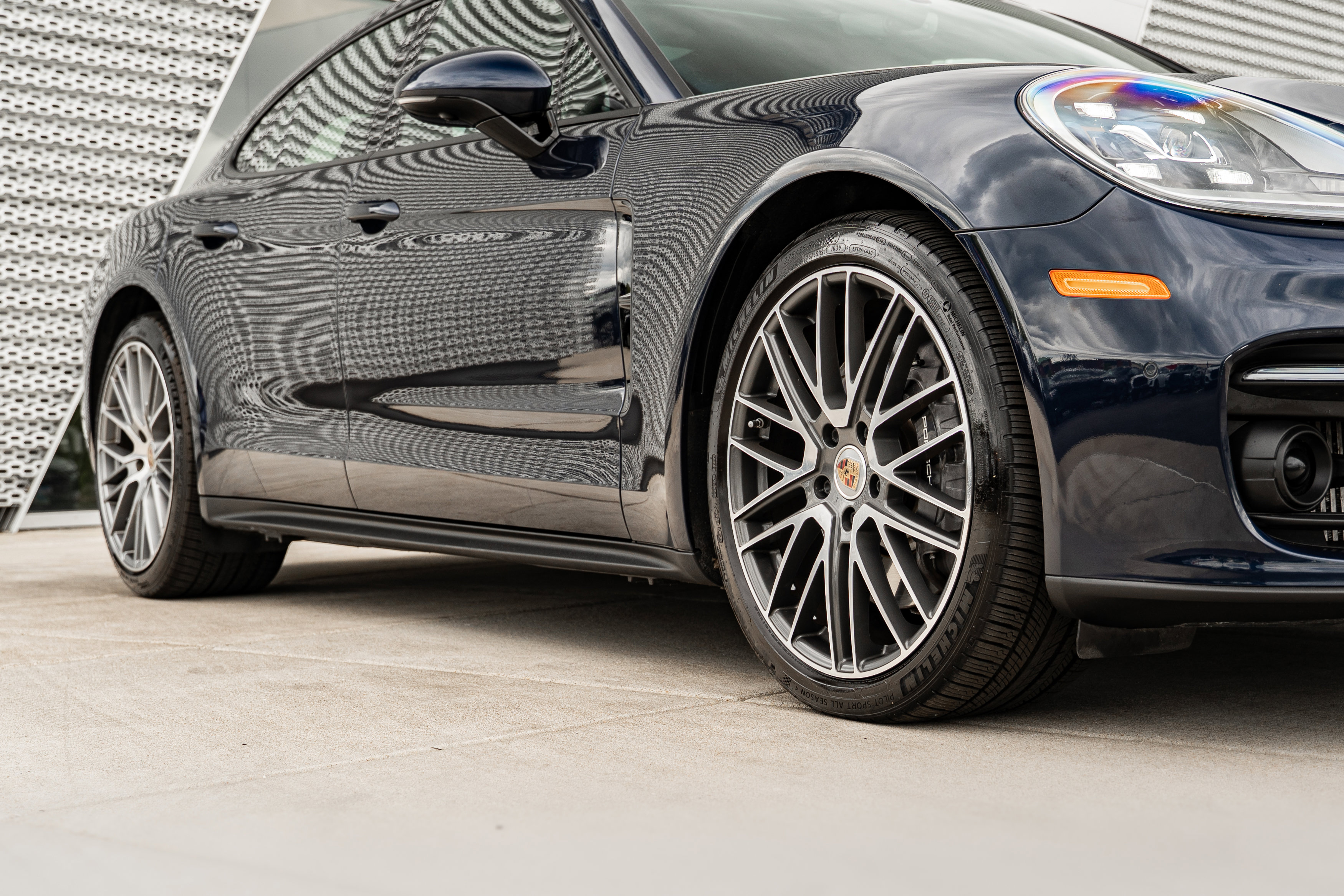 Used 2021 Porsche Panamera 4 AWD/4WD image 36