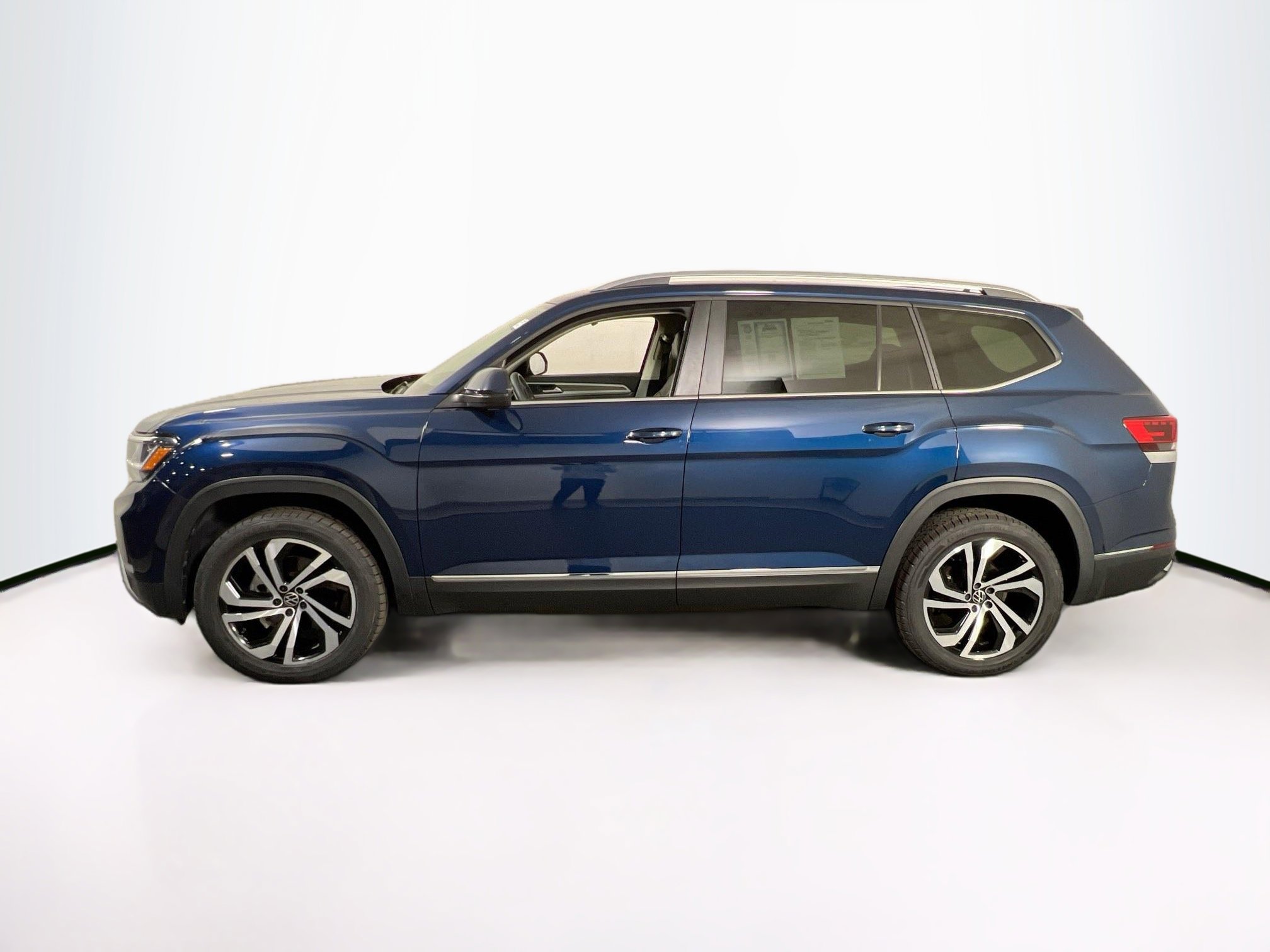 Used 2022 Volkswagen Atlas SEL image 8