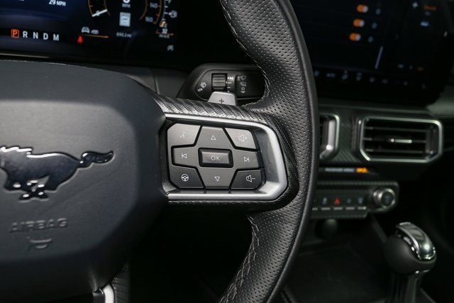 Used 2025 Ford Mustang GT Premium image 32