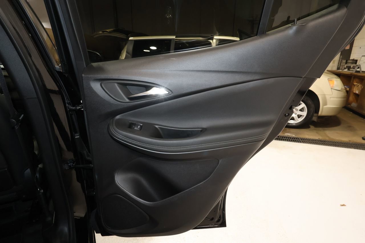 Certified 2023 Buick Encore GX Select image 19