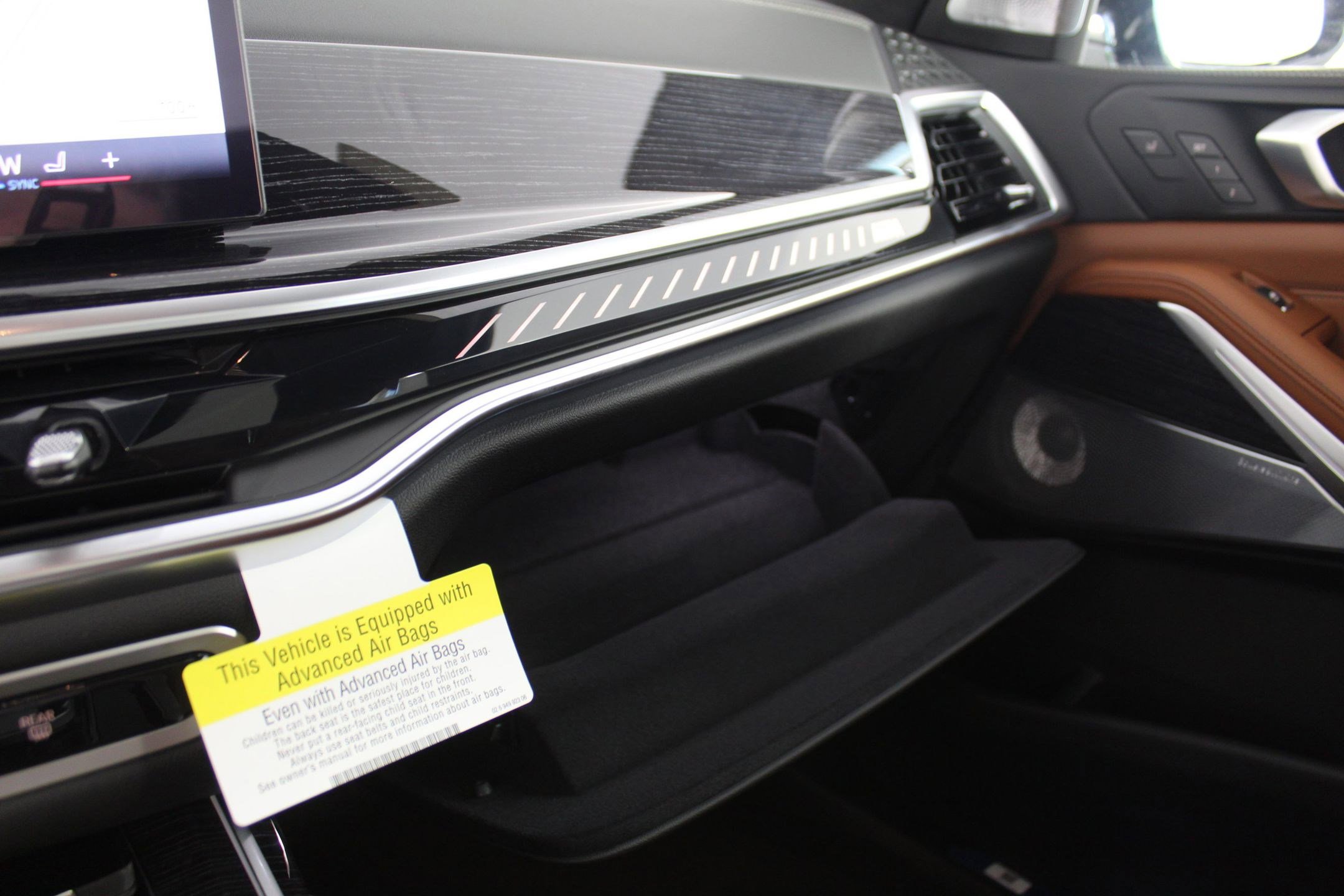 New 2026 BMW X7 M60i image 34