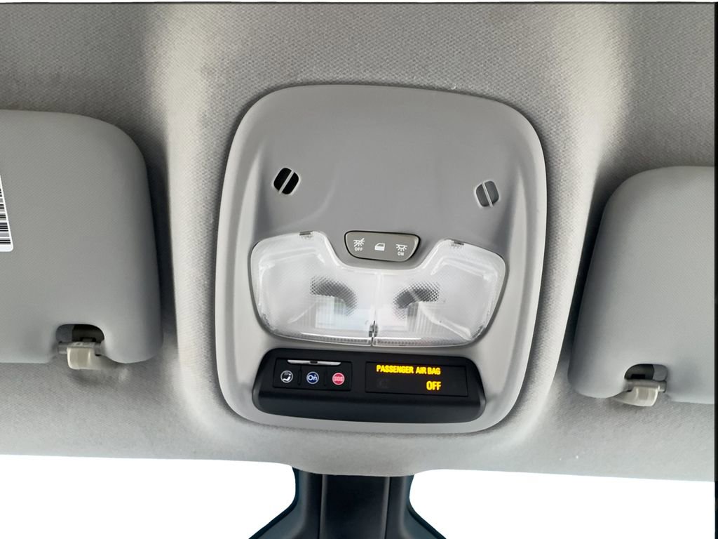 Used 2017 Chevrolet Bolt Premier w/ Driver Confidence II Package image 42