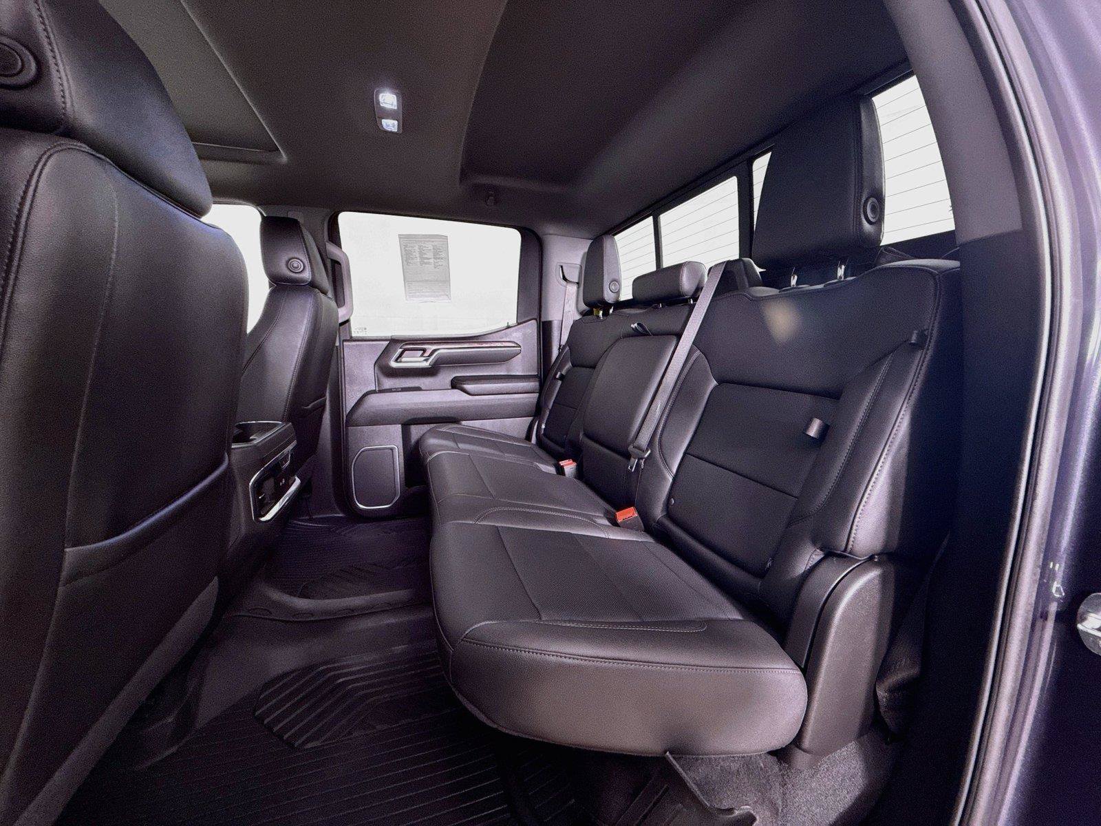 Used 2024 Chevrolet Silverado 1500 LTZ w/ LTZ Premium Package AWD/4WD image 26