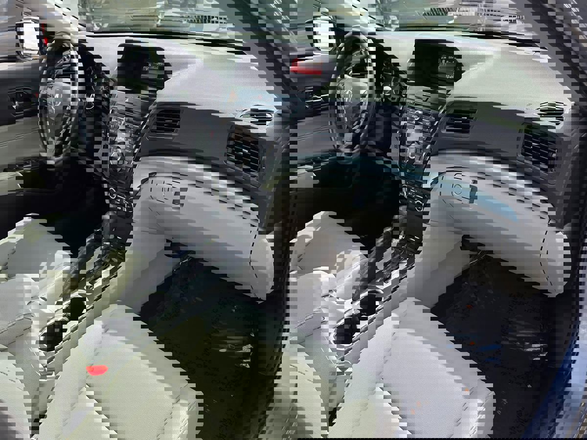 Used 2016 Acura ILX image 9