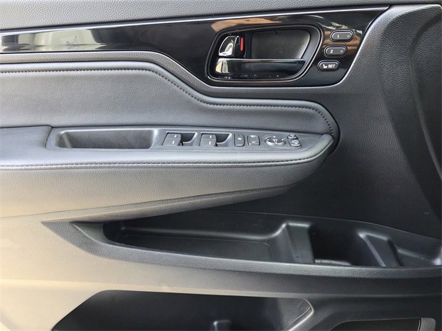 Used 2025 Honda Odyssey Elite image 17