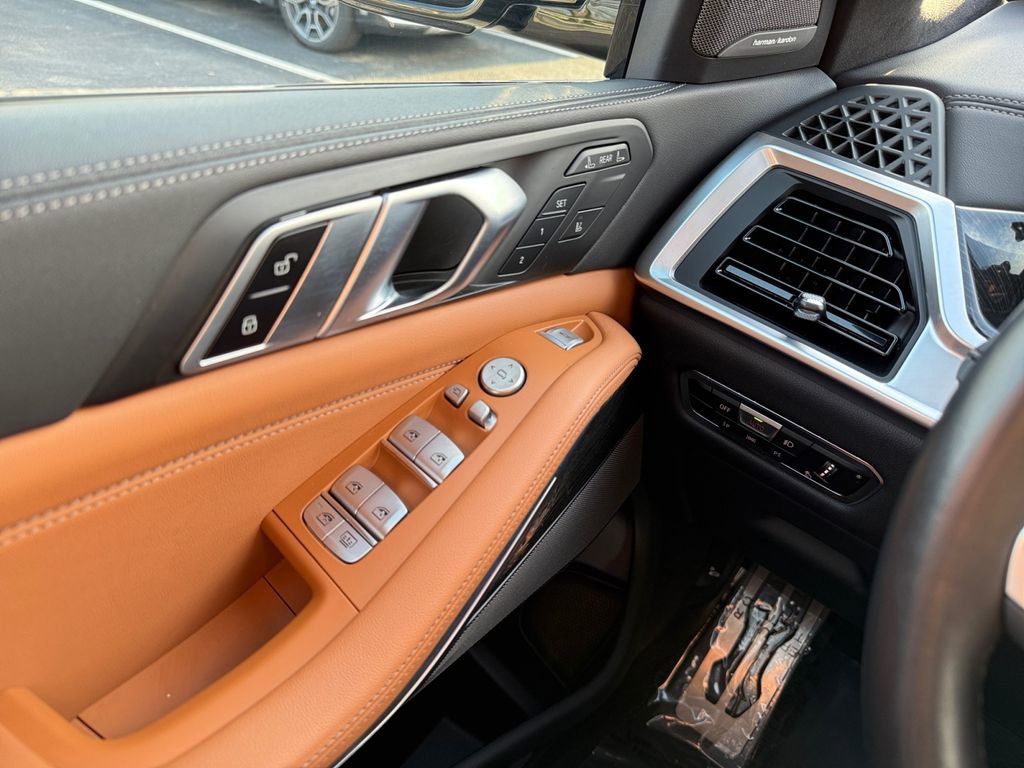 Certified 2023 BMW X7 xDrive40i w/ M Sport Package image 29