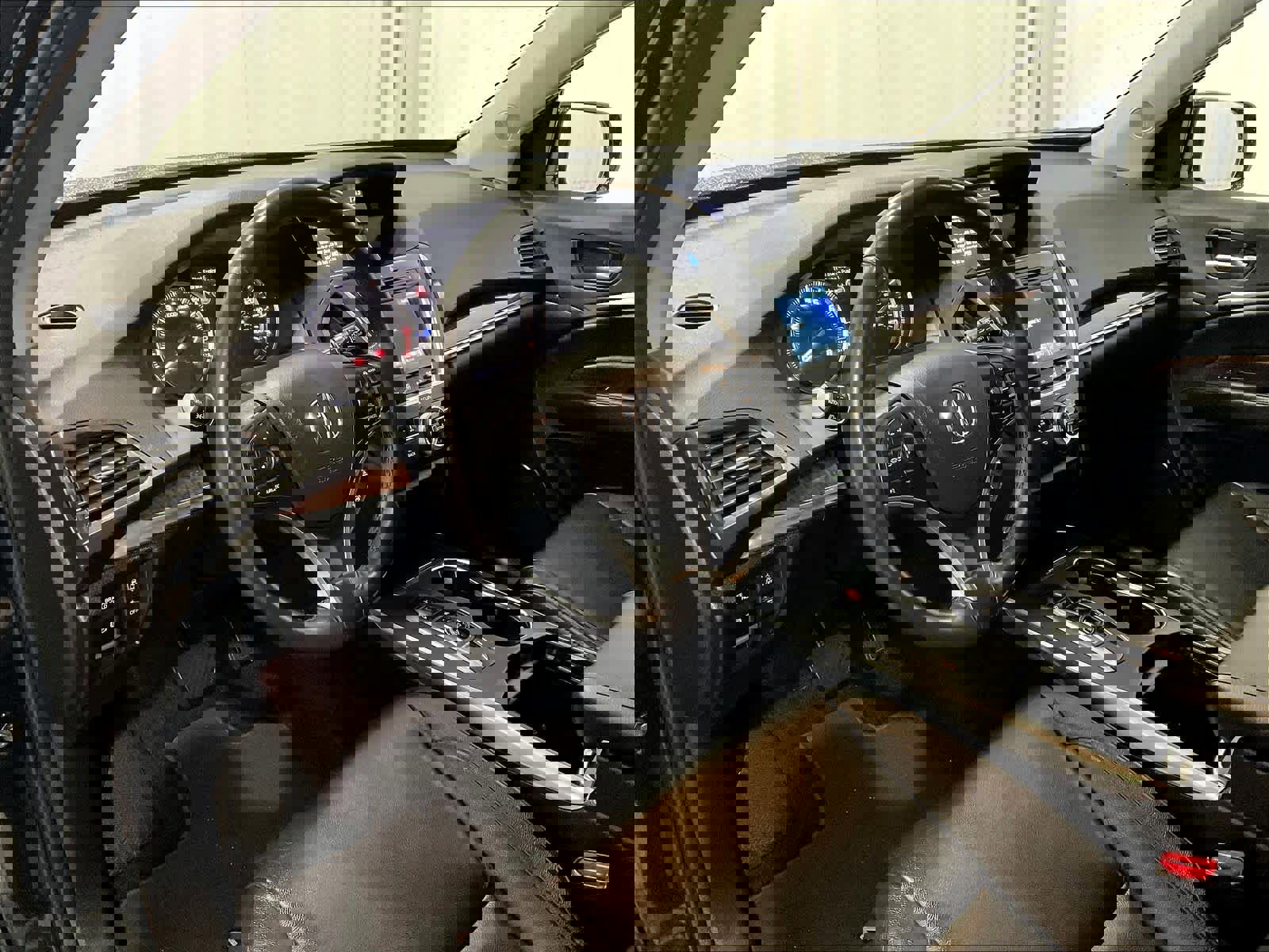 Used 2018 Acura MDX SH-AWD image 8