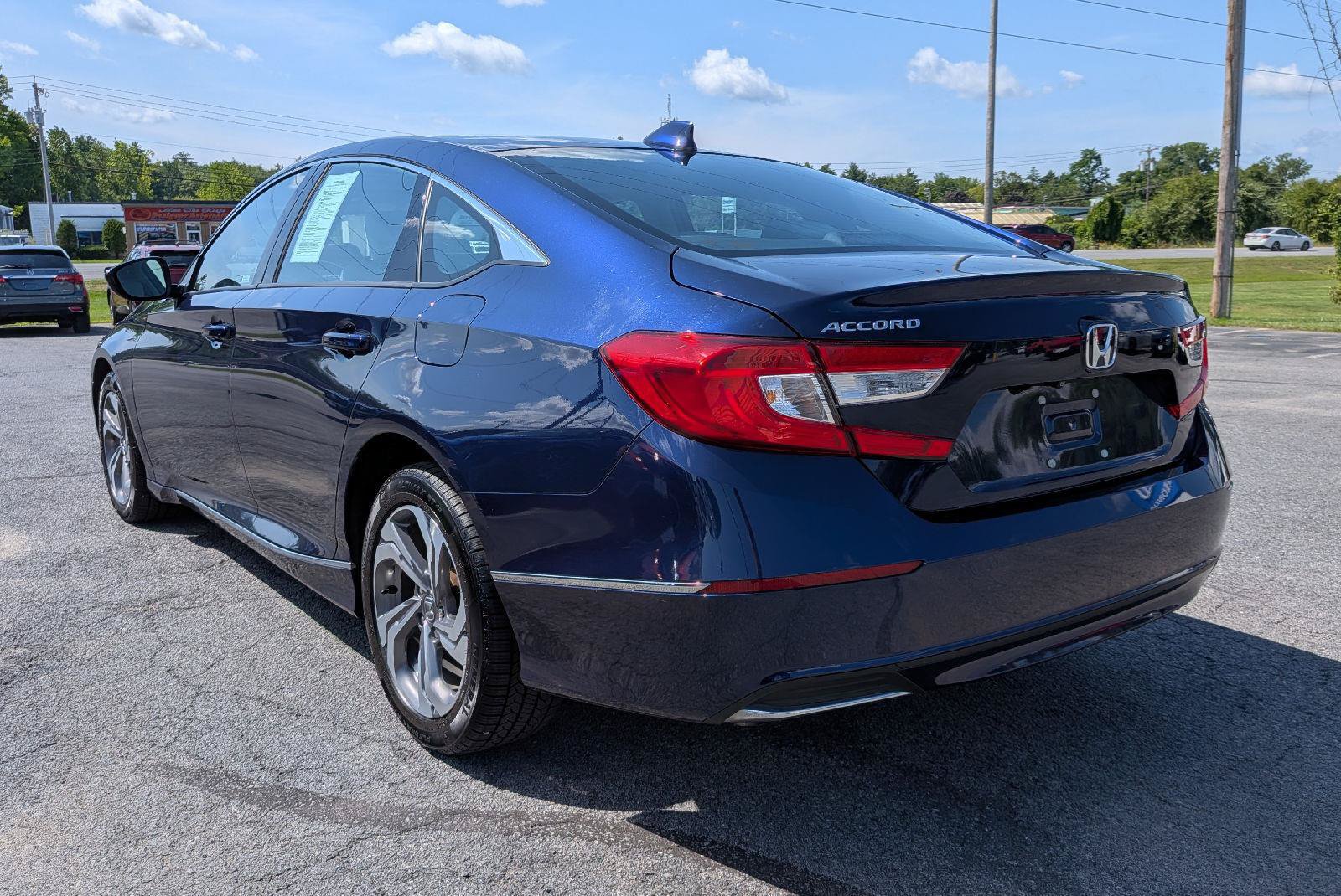 Used 2019 Honda Accord EX image 8
