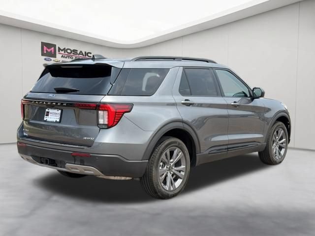 New 2026 Ford Explorer Active w/ Active Comfort Package AWD/4WD image 8