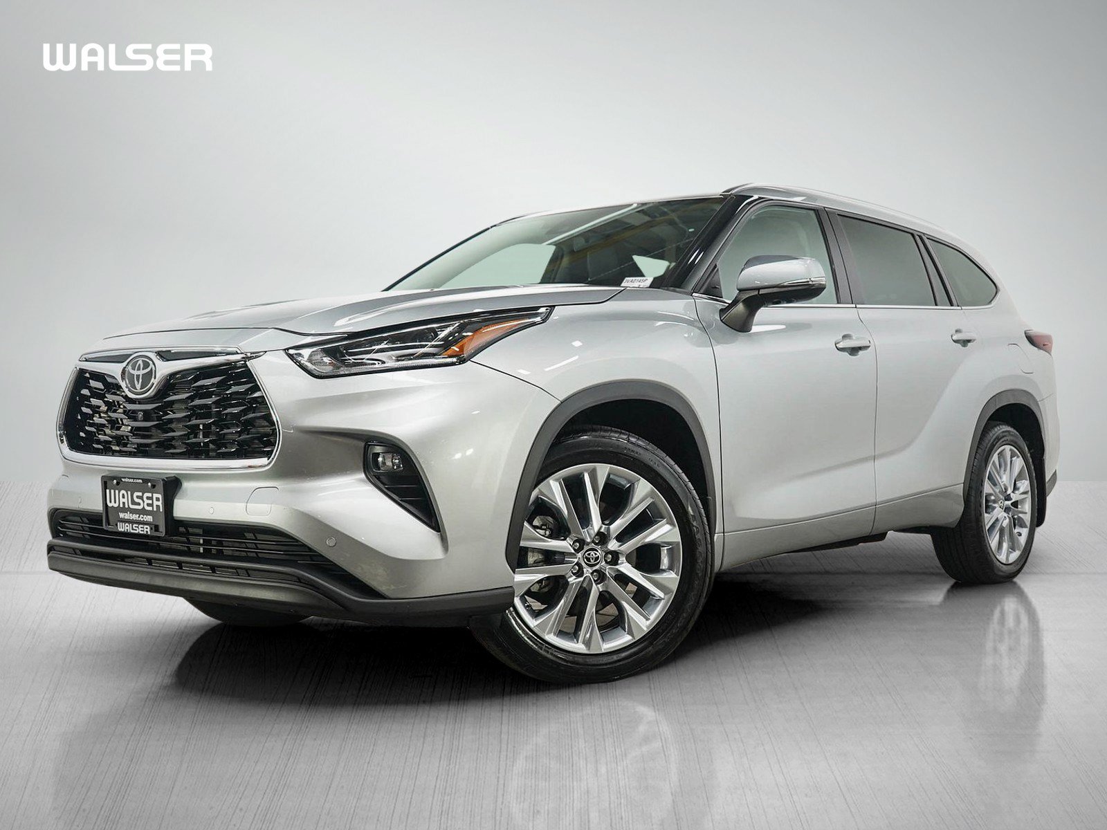 Used 2024 Toyota Highlander Limited