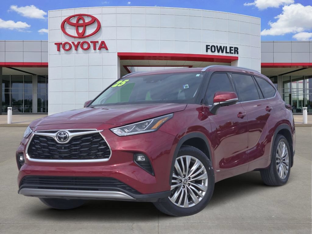 Certified 2025 Toyota Highlander Platinum