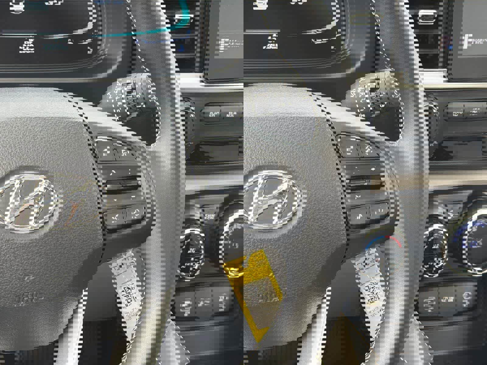 Used 2023 Hyundai Venue SEL w/ Cargo Package image 14