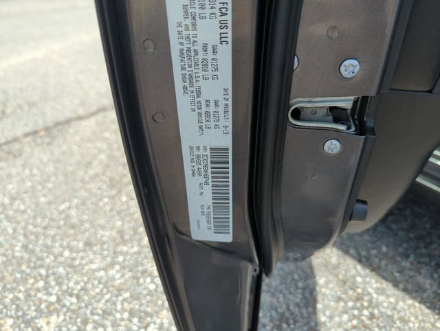 Used 2019 Chrysler 300 S RWD image 36
