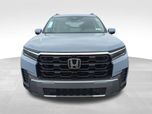 New 2026 Honda Pilot Touring image 9